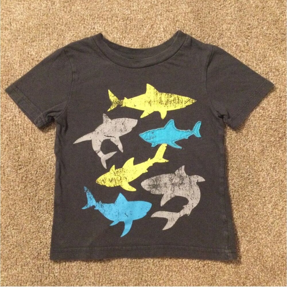 4T GUC Circo Sharks Tee